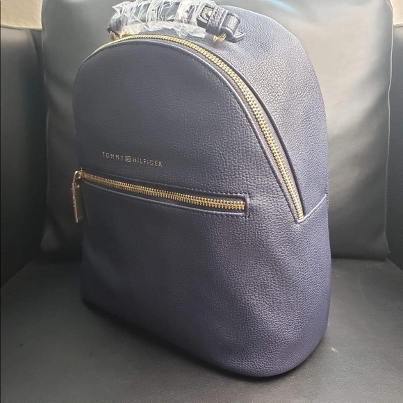 TH Backpack - Picture 2 of 3